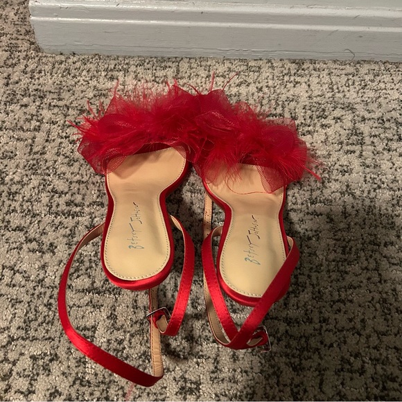 Betsey Johnson Red Bow Feather Sb-lylla Strappy Heeled Sandals Size 8 - Picture 5 of 10